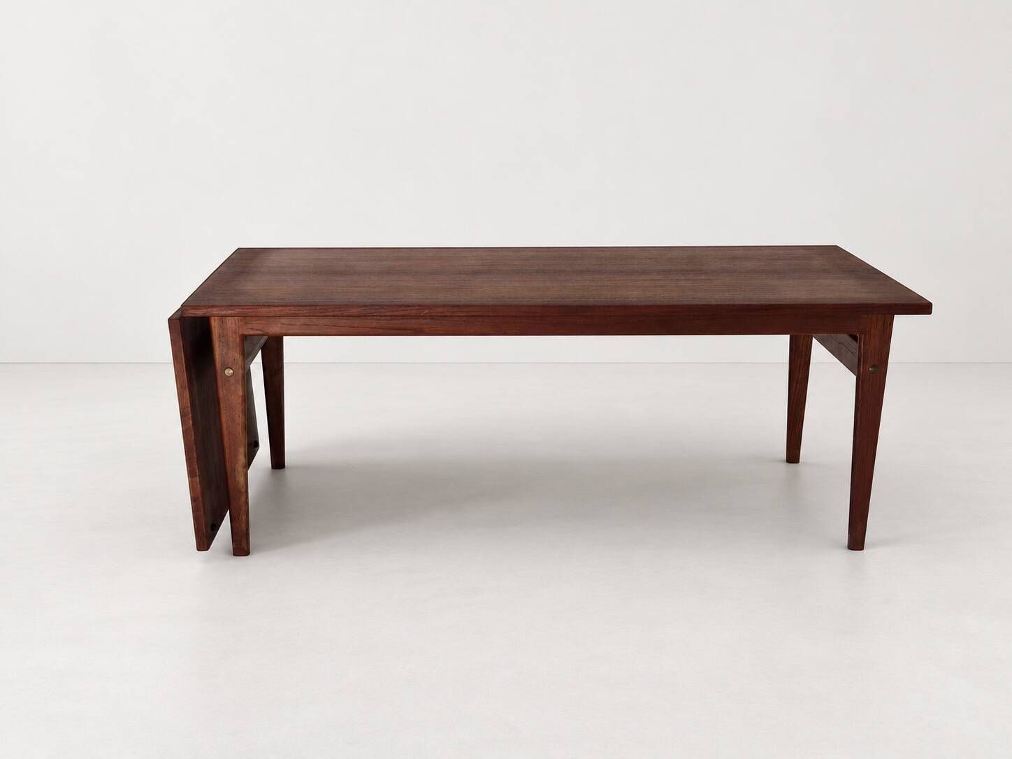 Table basse extensible en teck danois modèle PJ 56B par Grete Jalk, années 1960.