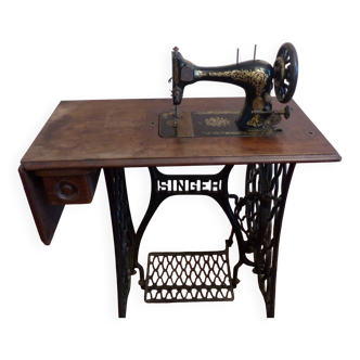 Singer 1901 sewing machine