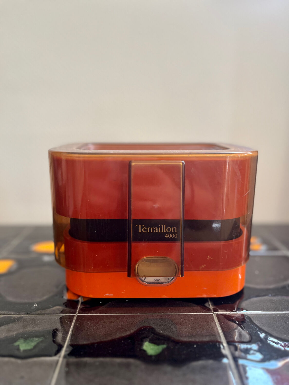 Terraillon 4000 vintage orange scale