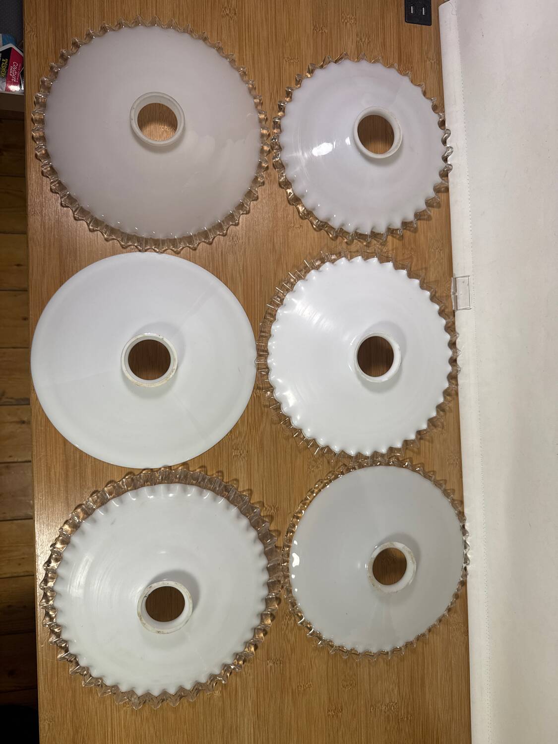 White opaline suspension