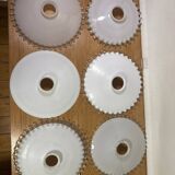 White opaline suspension