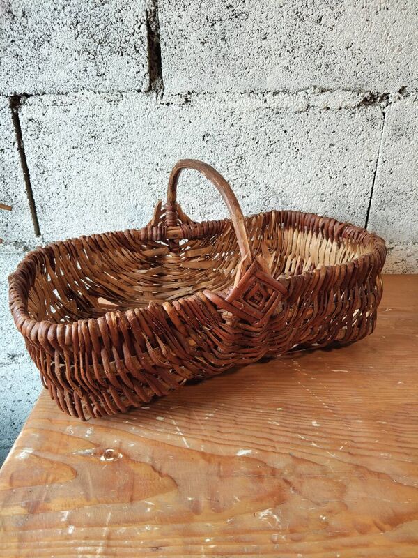 Panier ancien en osier – Travail artisanal – Esprit maison de campagne