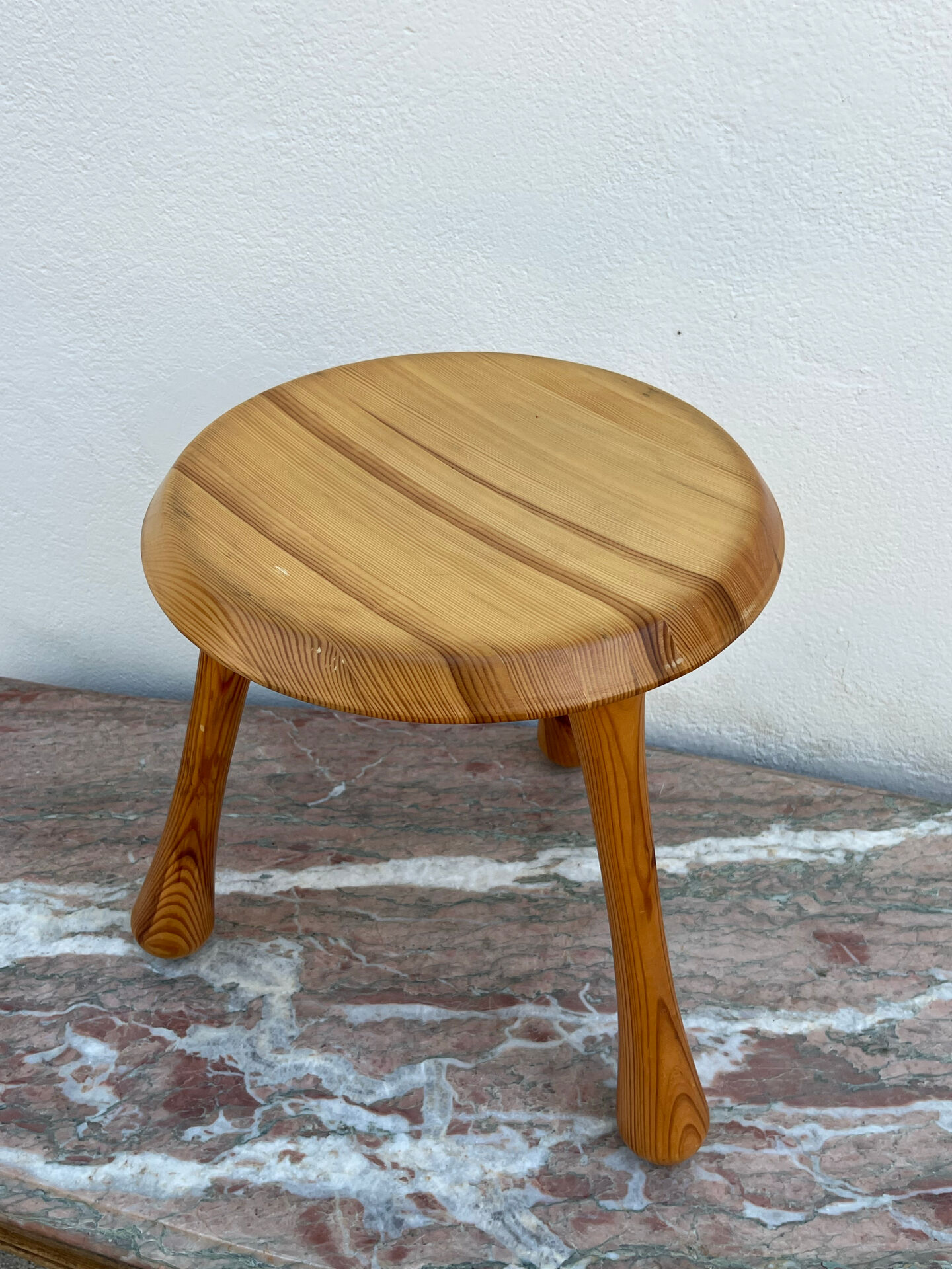 Tabouret Habitat par Ingvar Kamprad