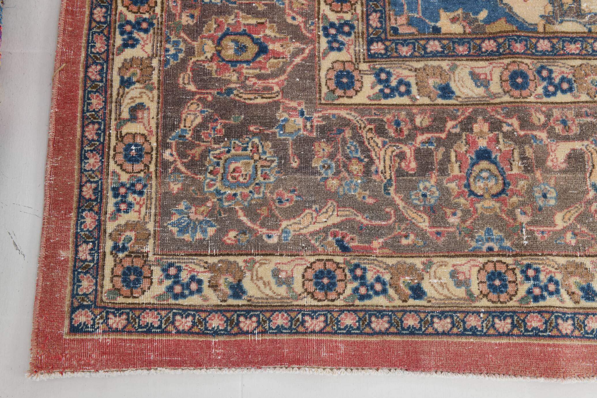 Tapis persan vintage en laine noué main, rouge, motifs floraux, 291x384 cm