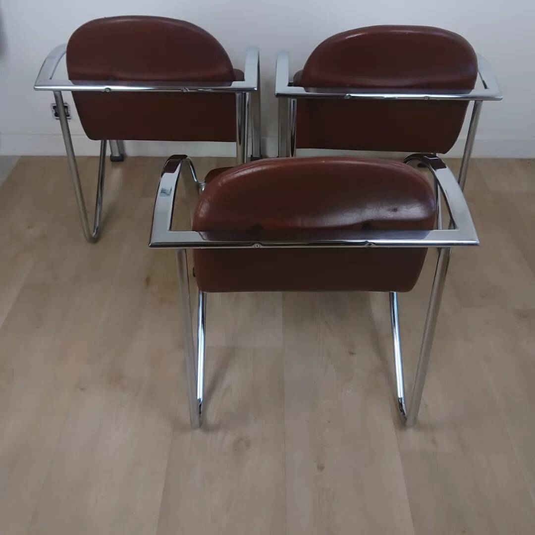 Slichaise Souvignet chrome armchair