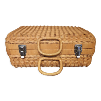 Wicker suitcase