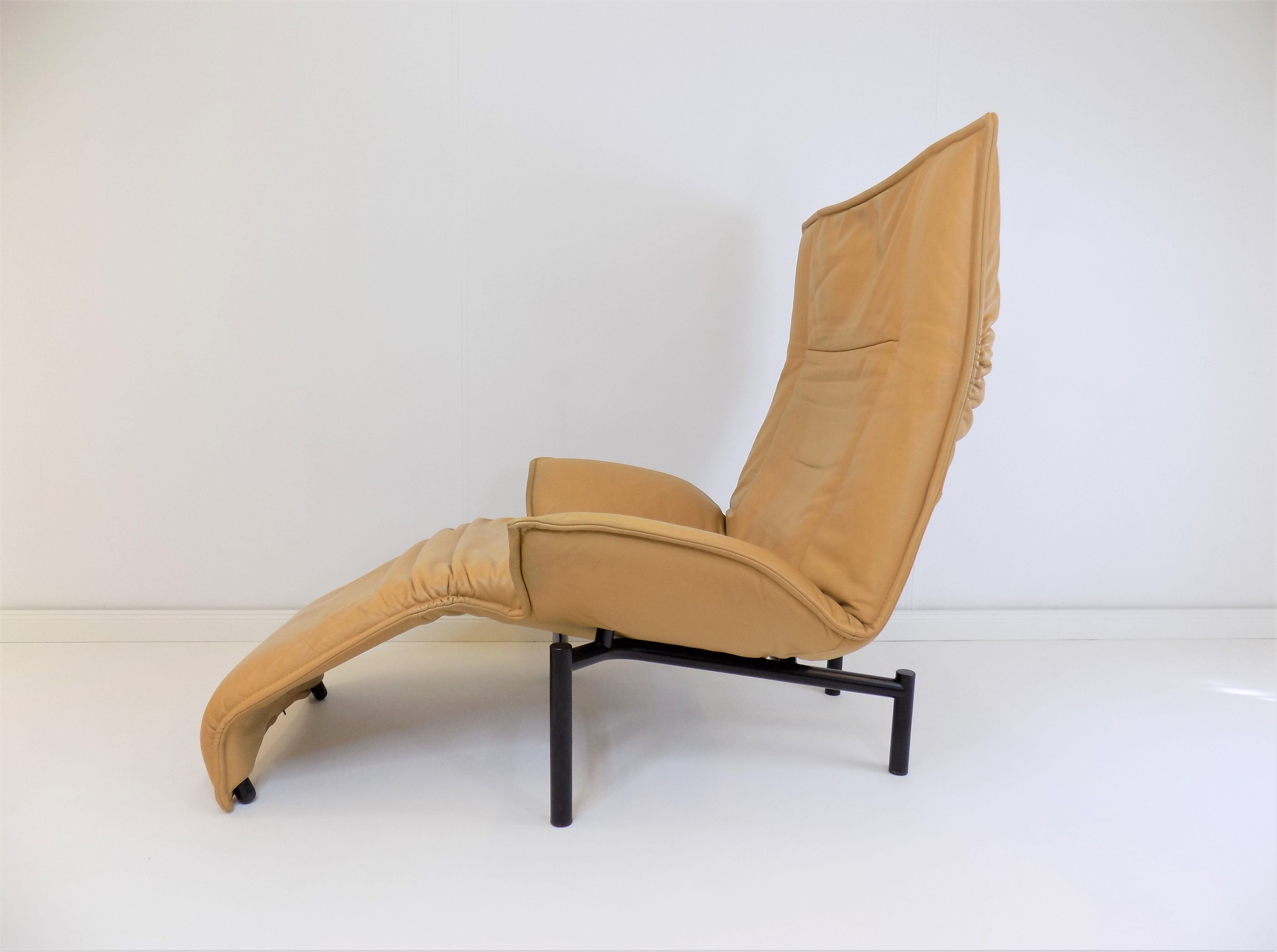 Cassina Veranda leather armchair by Vico Magistretti