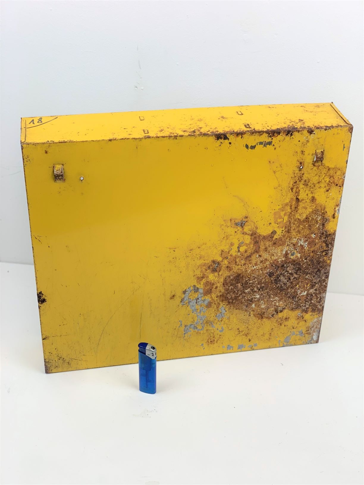 philips 1960 metal display 40x35cm