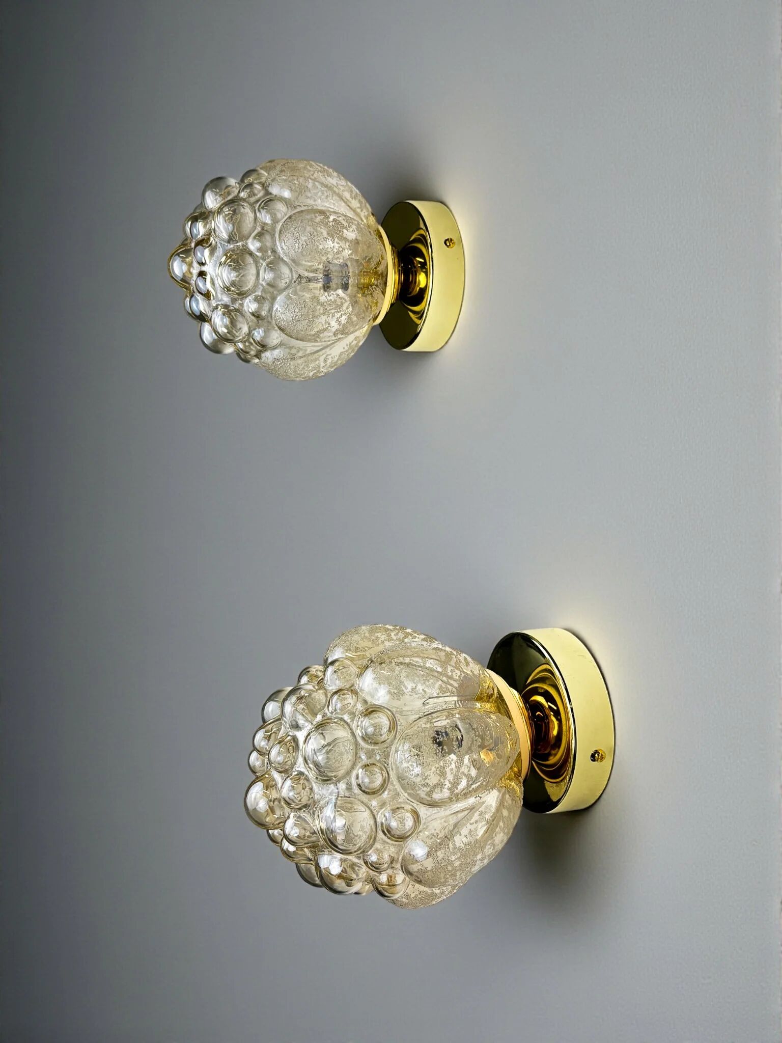 Paire de appliques en verre bulle – style Helena Tynell, Allemagne années 1970