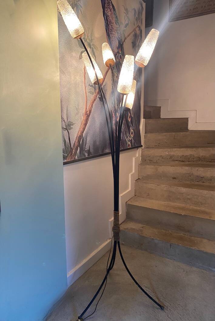 Tripod floor lamp 960