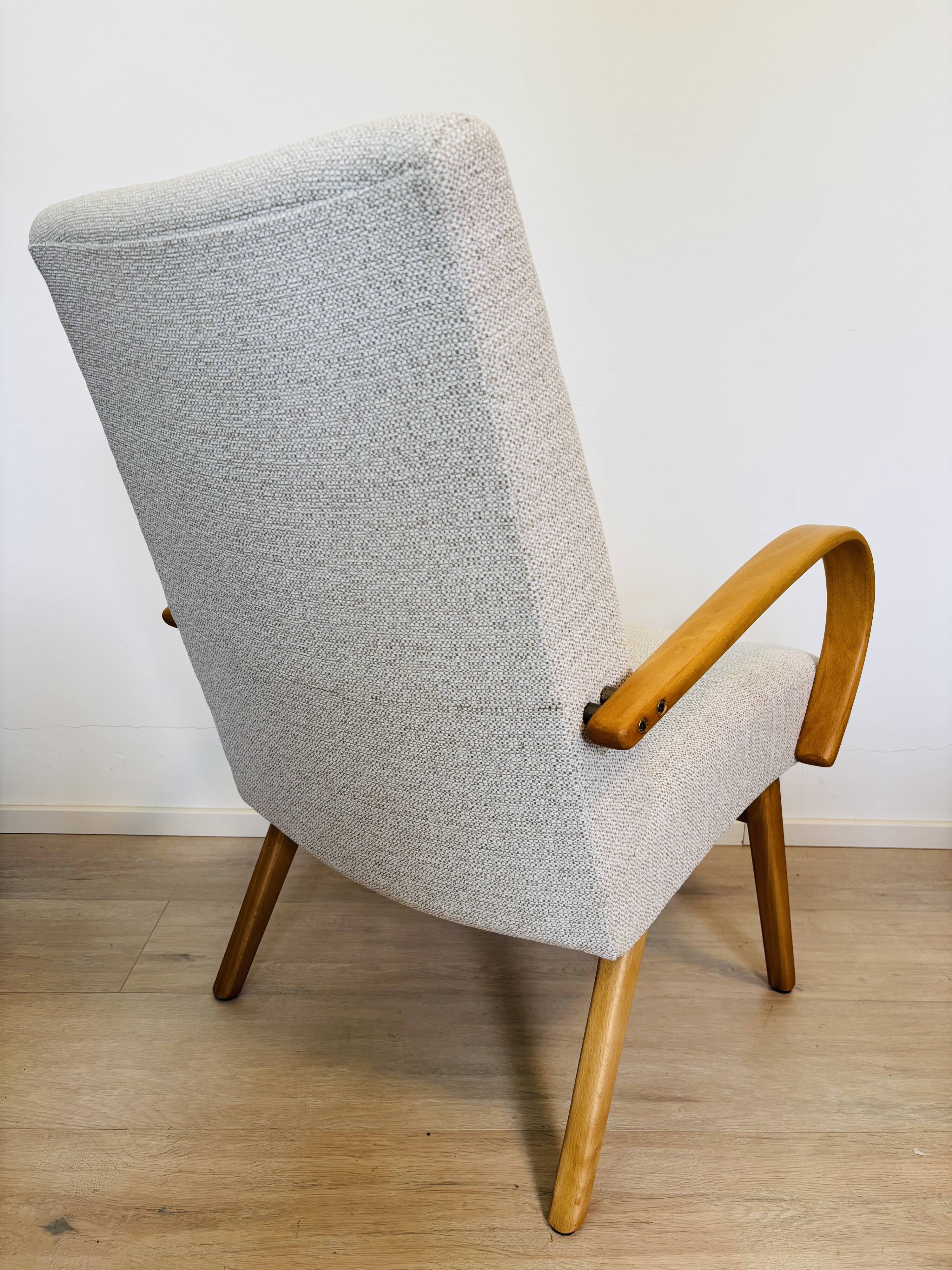 Fully Restored Mid-Century Armchair by Jaroslav Smidek for Ton, Czechoslova