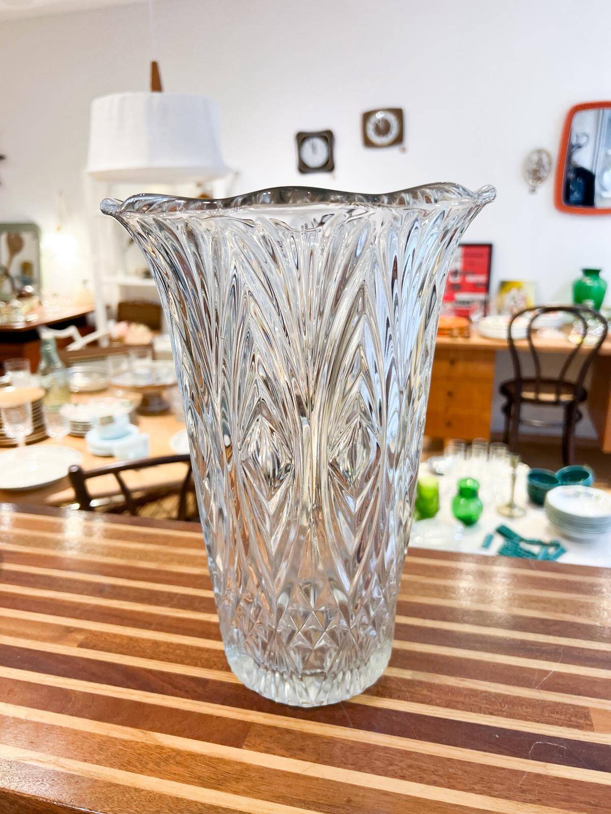 Large transparent glass vase