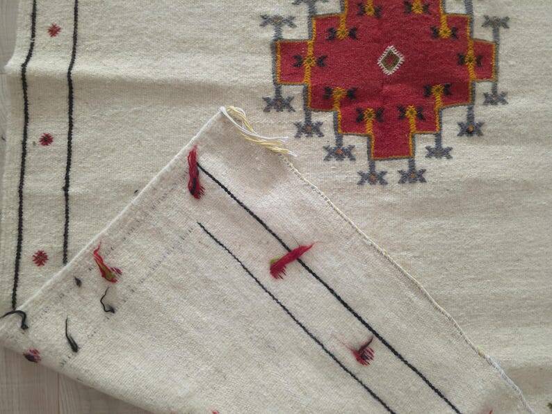 Handwoven Moroccan Berber rug 150/250cm
