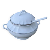 Soup tureen