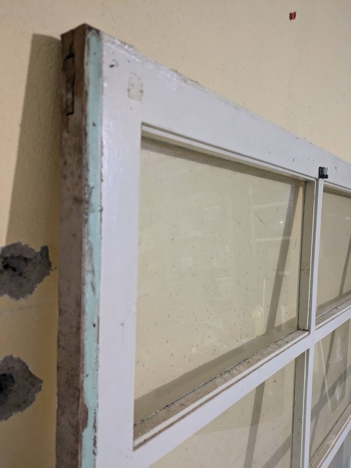 Wooden skylight with single glazing