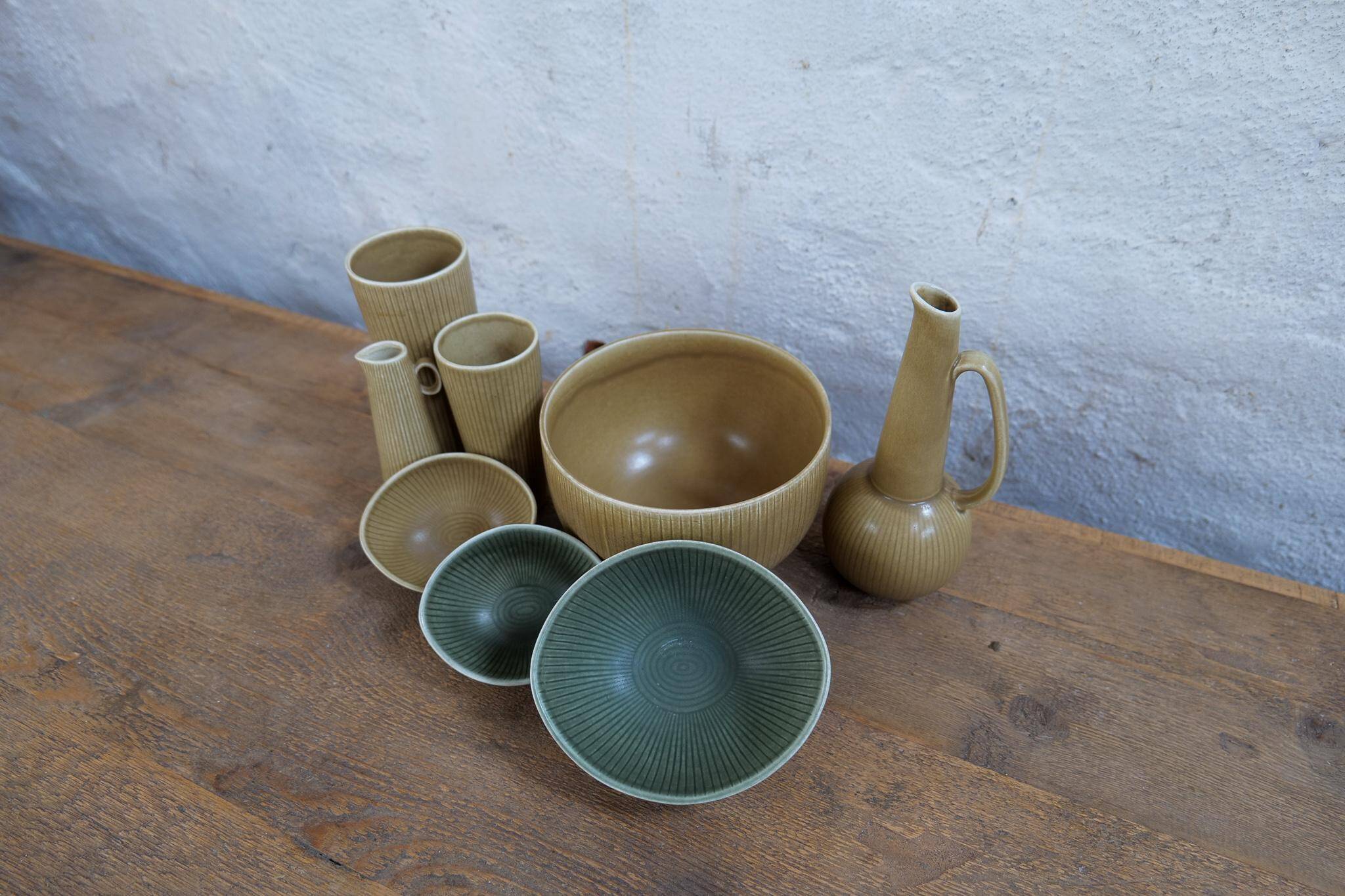 Mid-century Scandinavian set of 8 vases and bowls Rörstrand Ritzi Gunnar Nylund