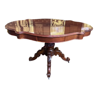 Napoleon III era pedestal table in mahogany