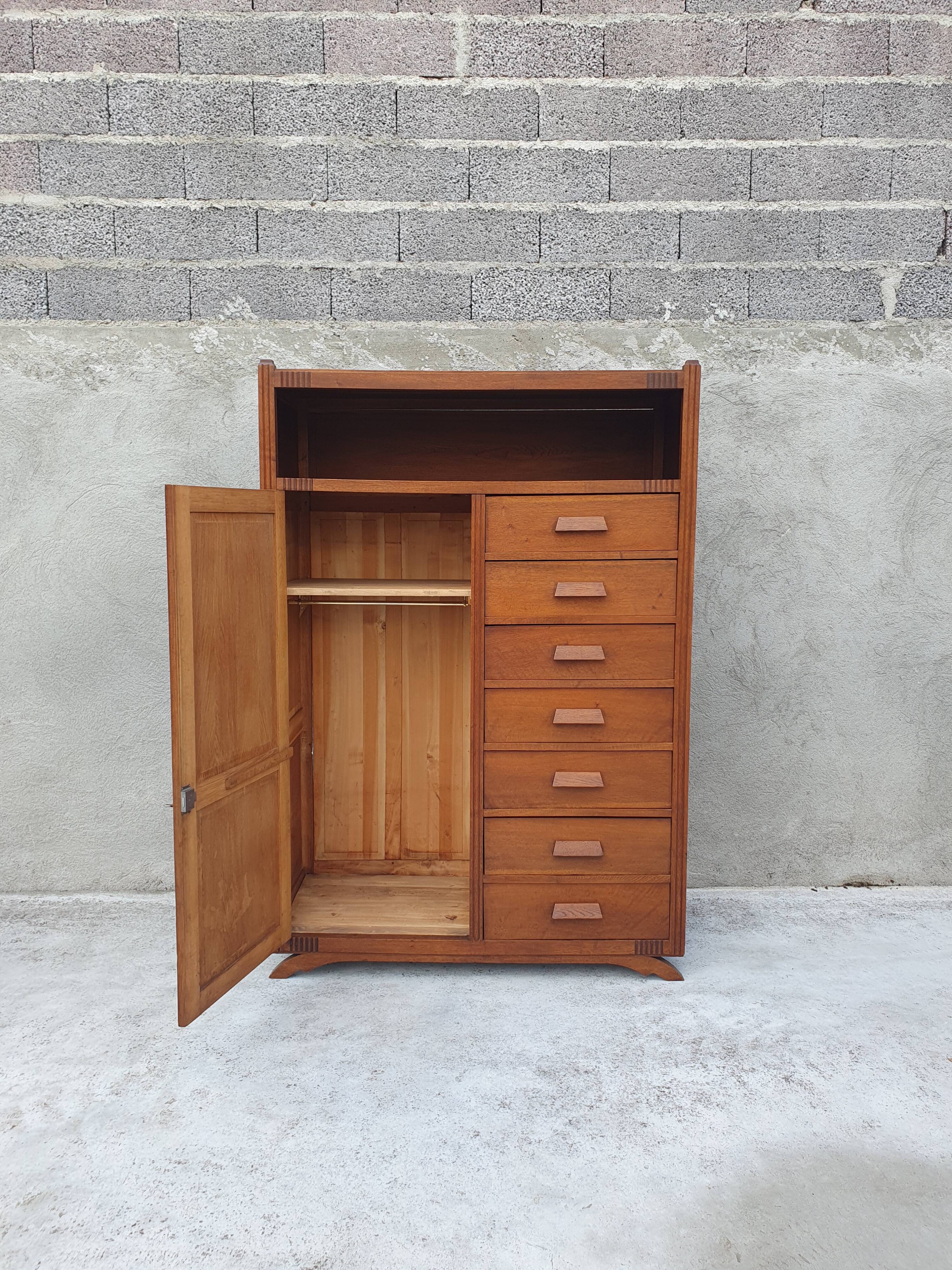 Armoire