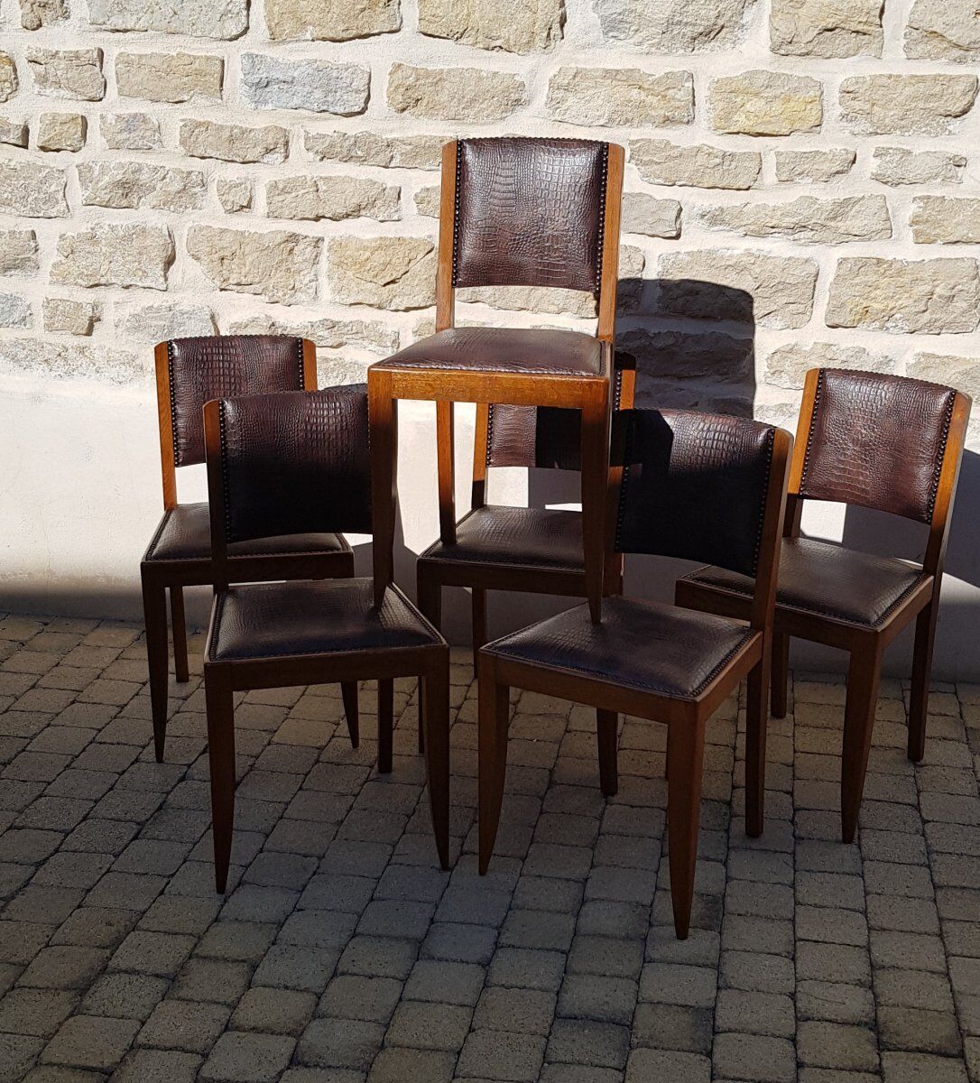 Series of six oak chairs