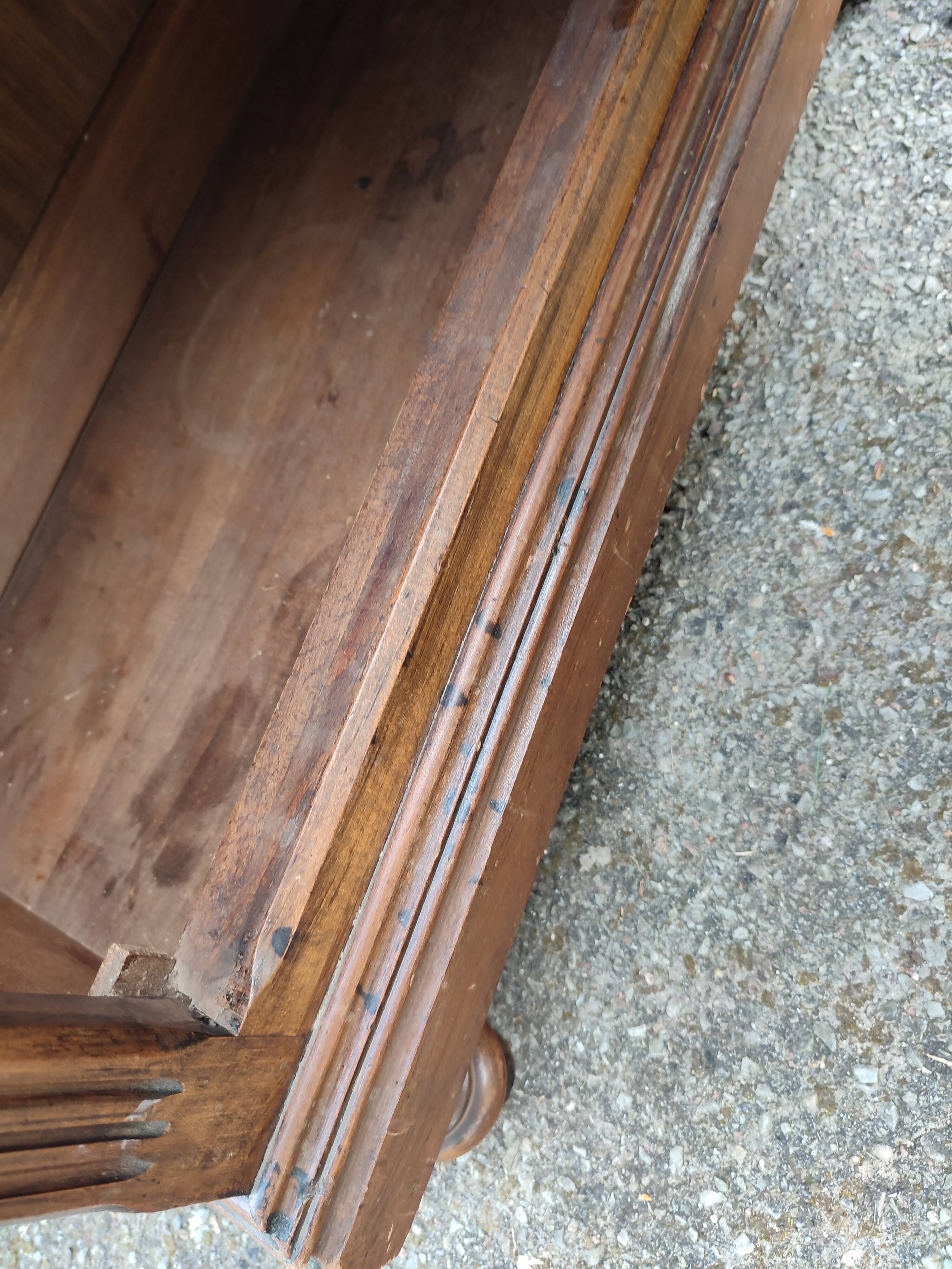 Parisian glazed wardrobe