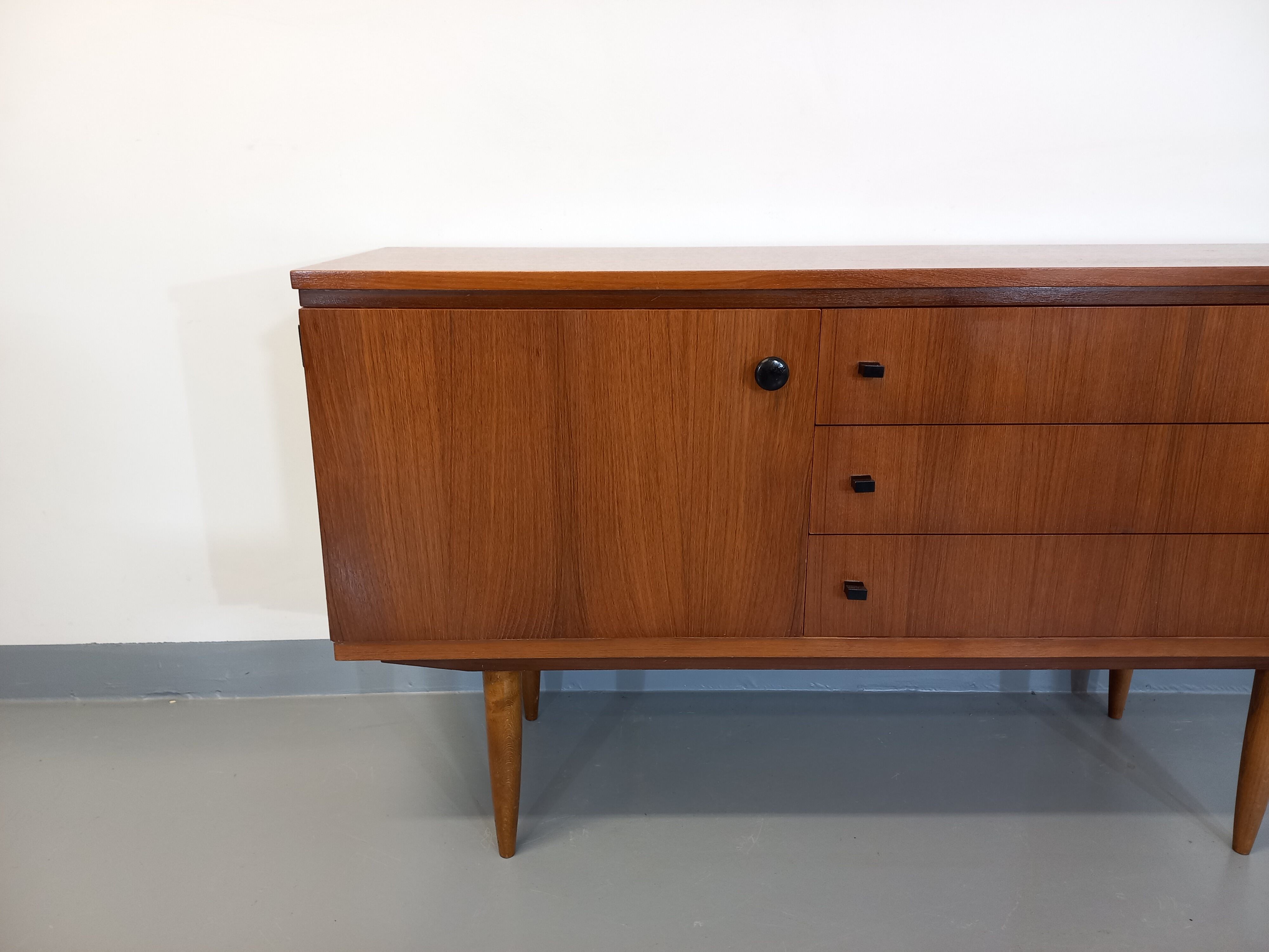 Enfilade scandinave en teck des années 60
