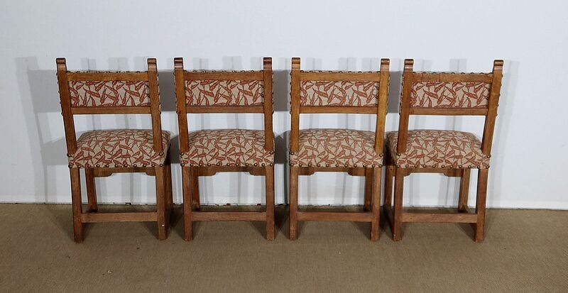 Suite of 4 oak chairs, monastic taste – early twentieth