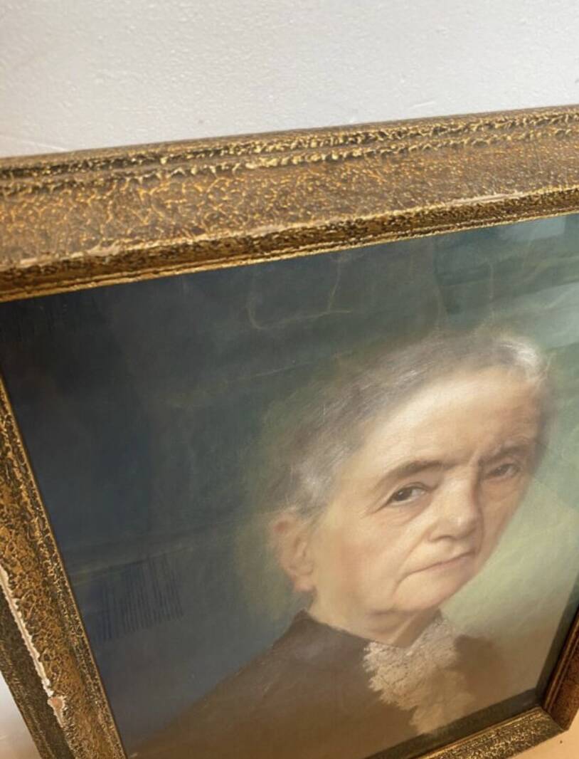 Portrait pastel encadré