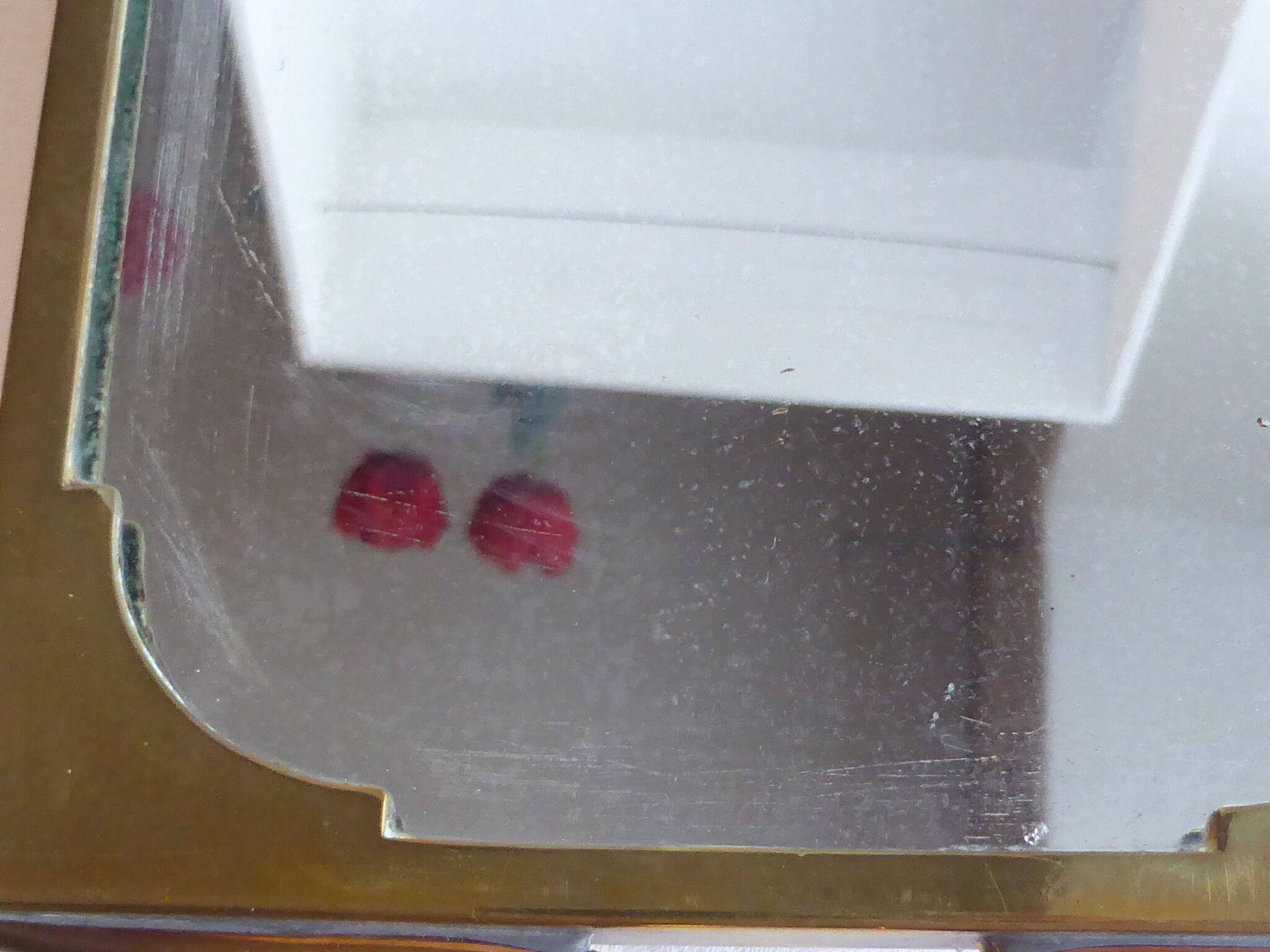 Old brass mirror rectangular shape to hang/hand-facing 35x22cm