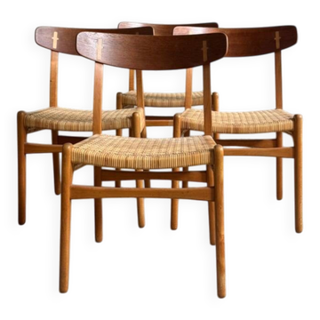 Ensemble de 4 chaises de salle à manger CH23 par Hans J Wegner pour Carl Hansen & Son