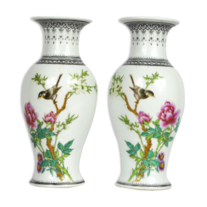 paire de vases famille - porcelaine