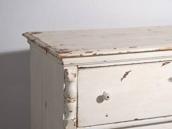 Antique white Provençal-style chest of drawers (circa 1920)
