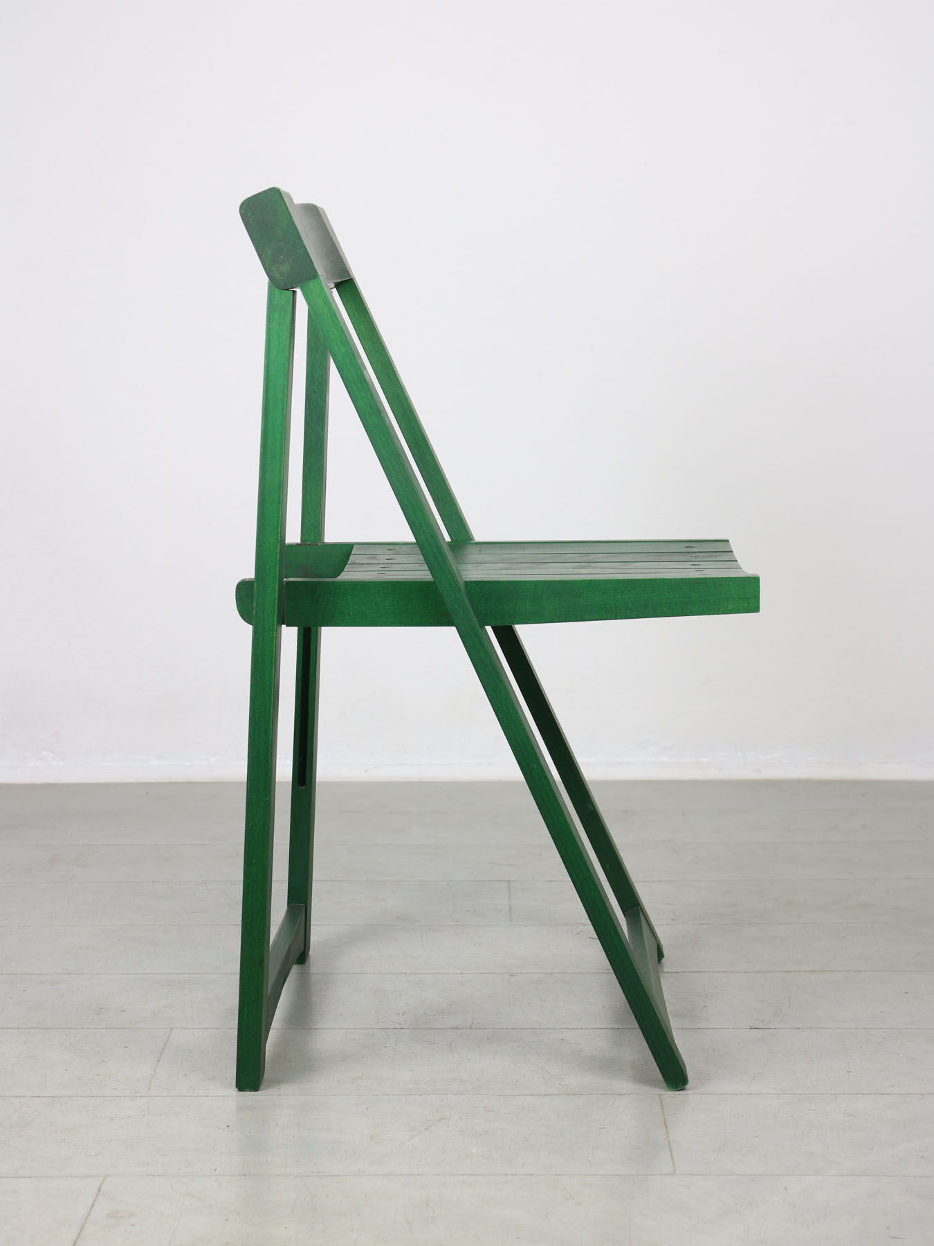 Vintage green folding chair