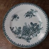 Set of 7 flat plates Sté Amandinoise St Amand, model Margot