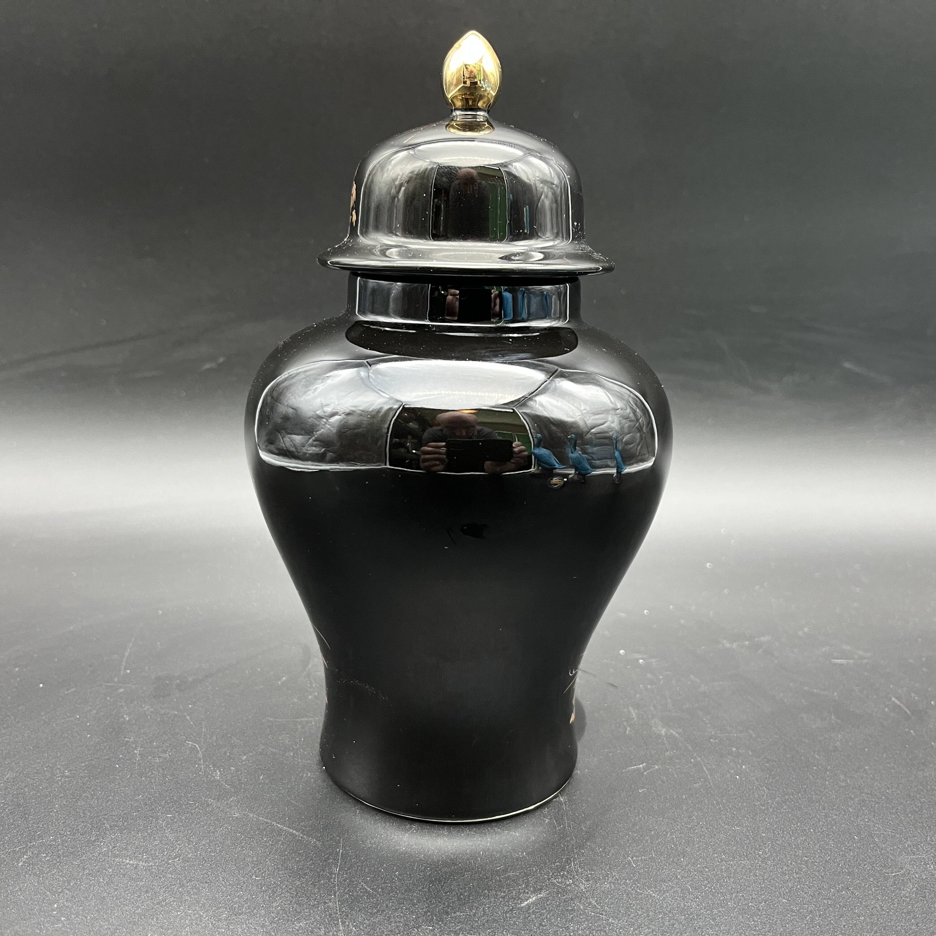 Pot with lid vase Shibata Japan vintage flora decor