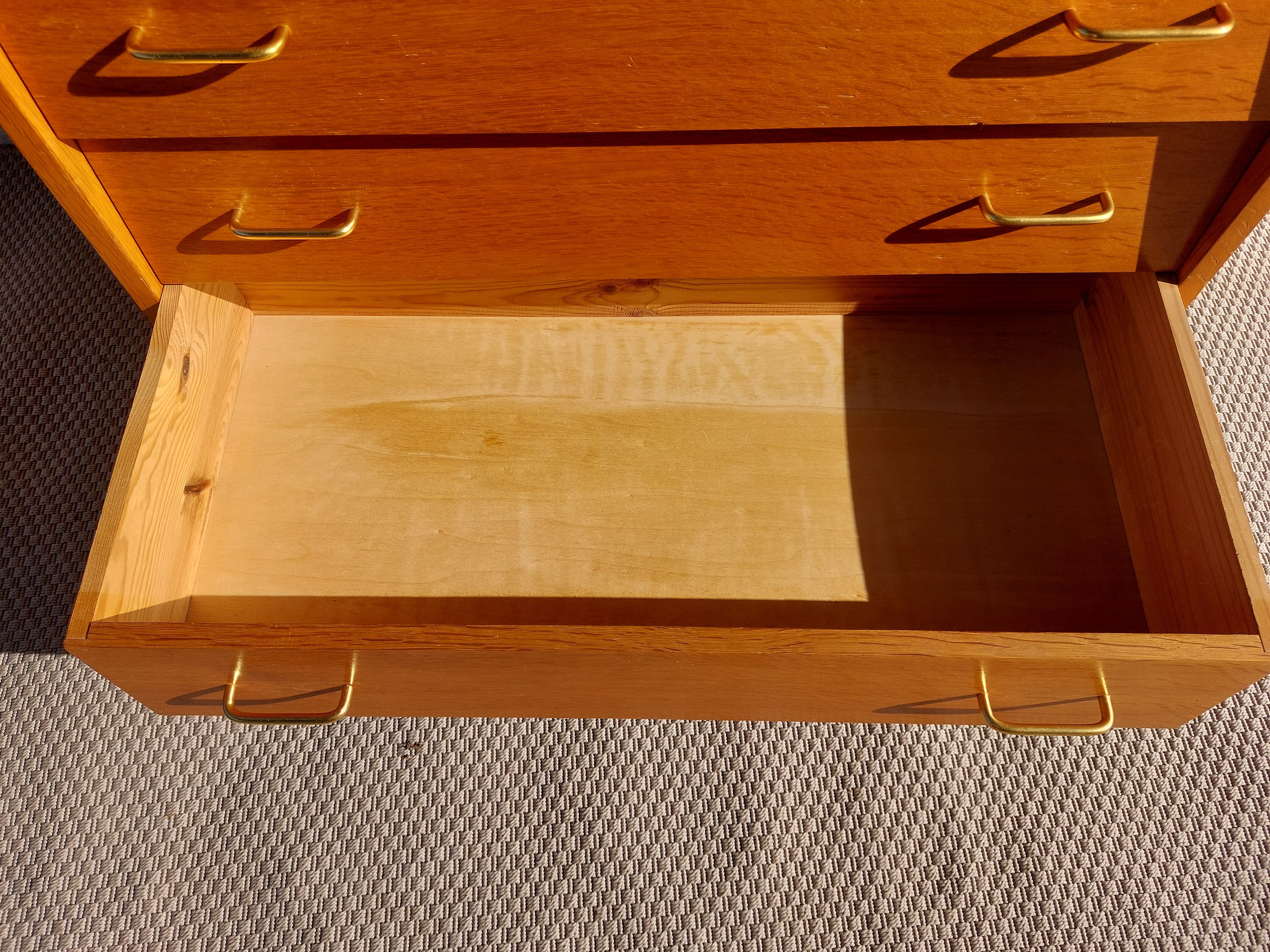 vintage commode with tapered legs