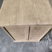 Desk in solid elm with natural airbrushing