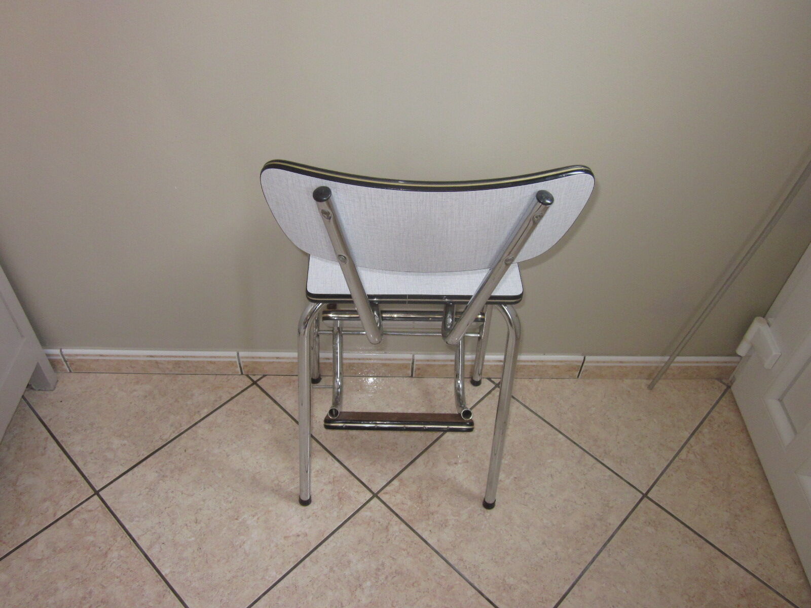 Chair stool in formica