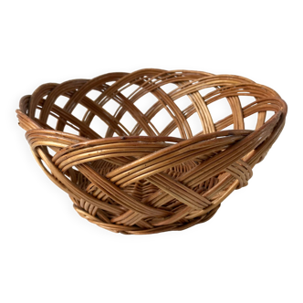 Small vintage rattan basket from the 60s and 70s