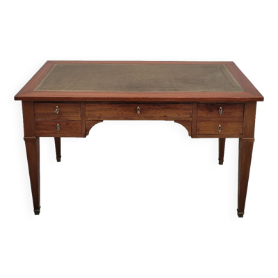 Bureau plat de style Louis xvi en acajou 19ème