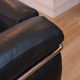 "LC2" armchair by Le Corbusier, Charlotte Perriand for Cassina