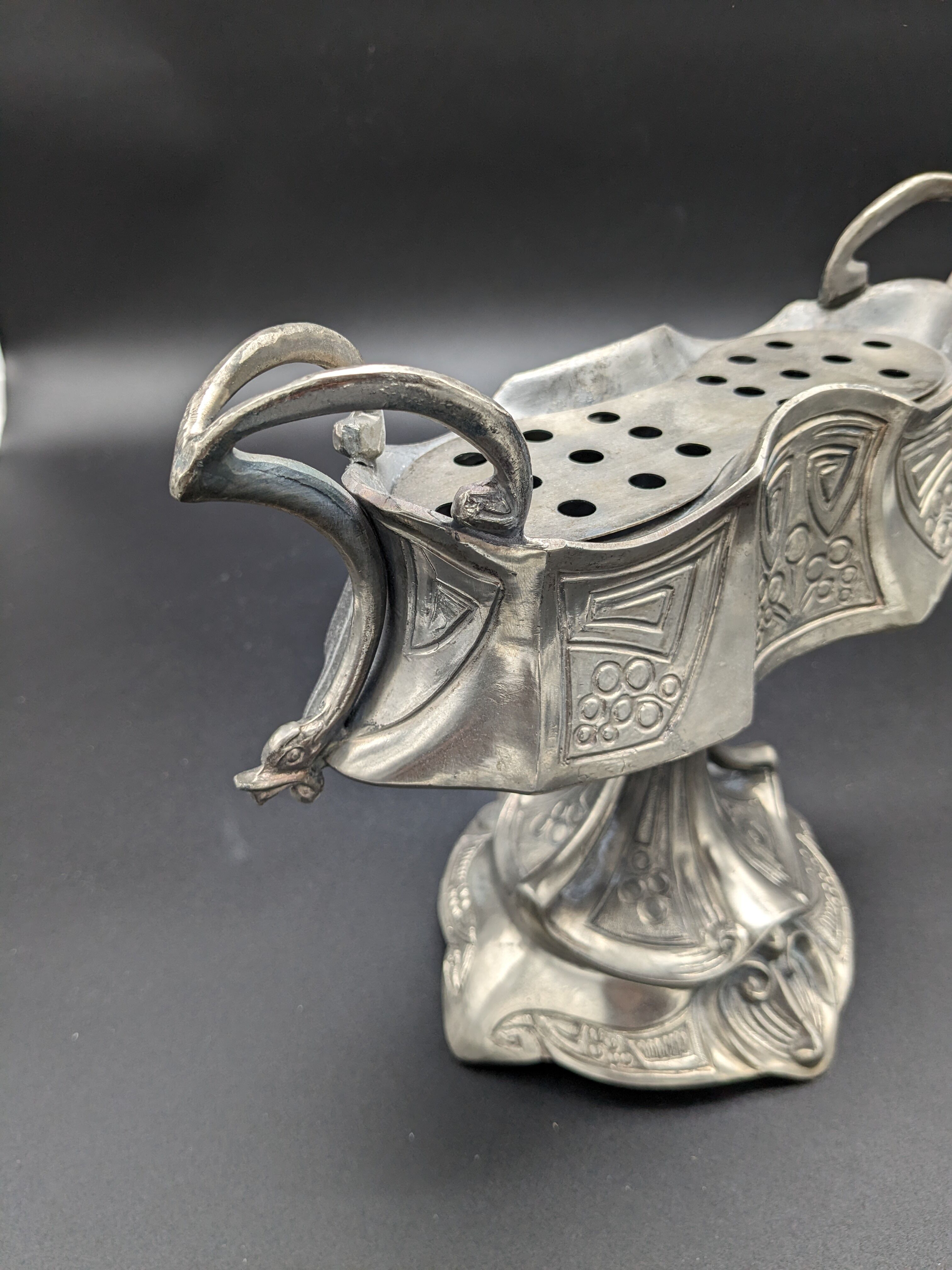 Art nouveau spades flowers incense design from the 20th century, Mauro Manetti