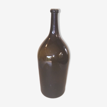 Glass bottle