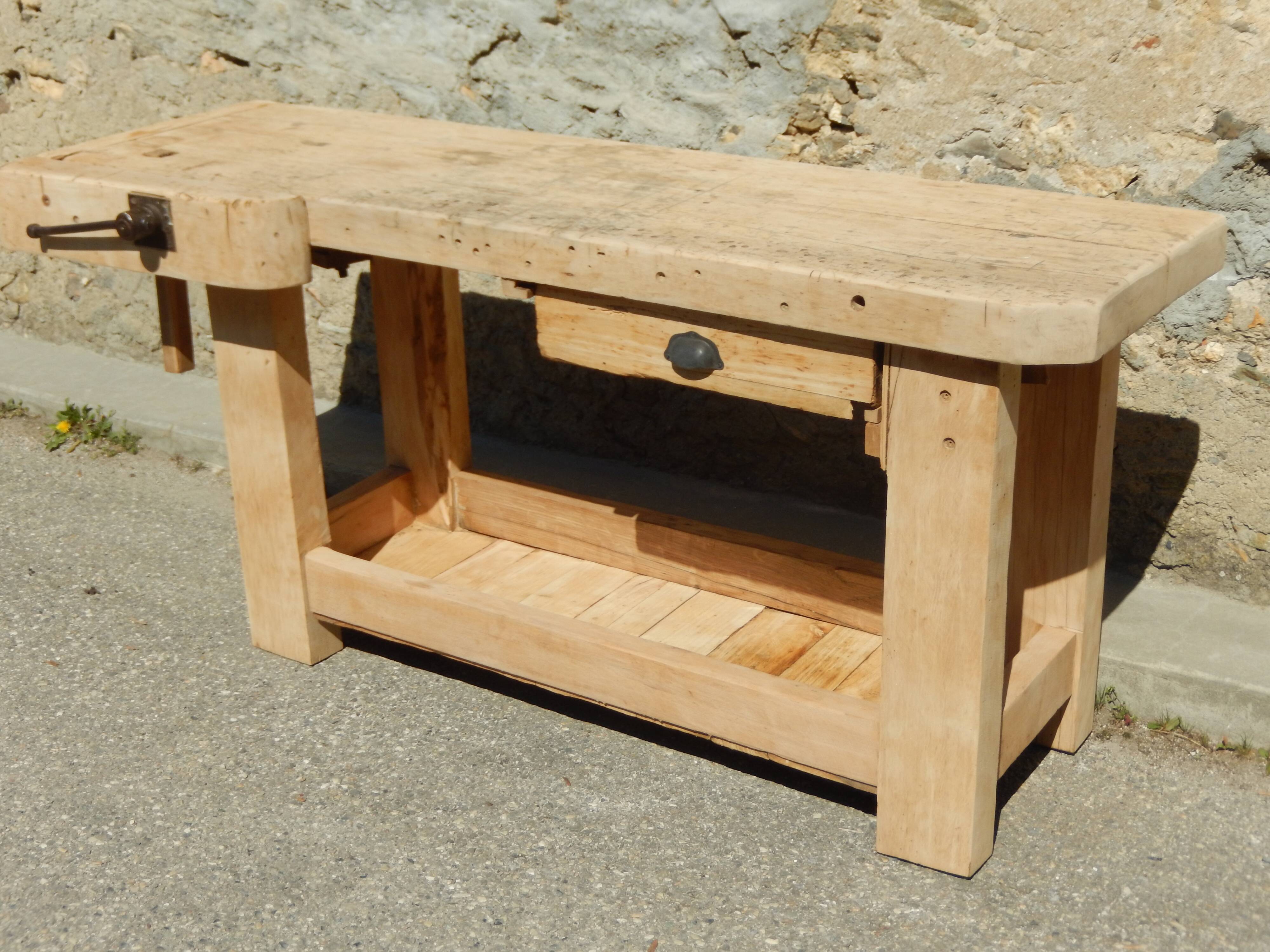 Superb old beech wood carpenter's workbench - Trade furniture - Console