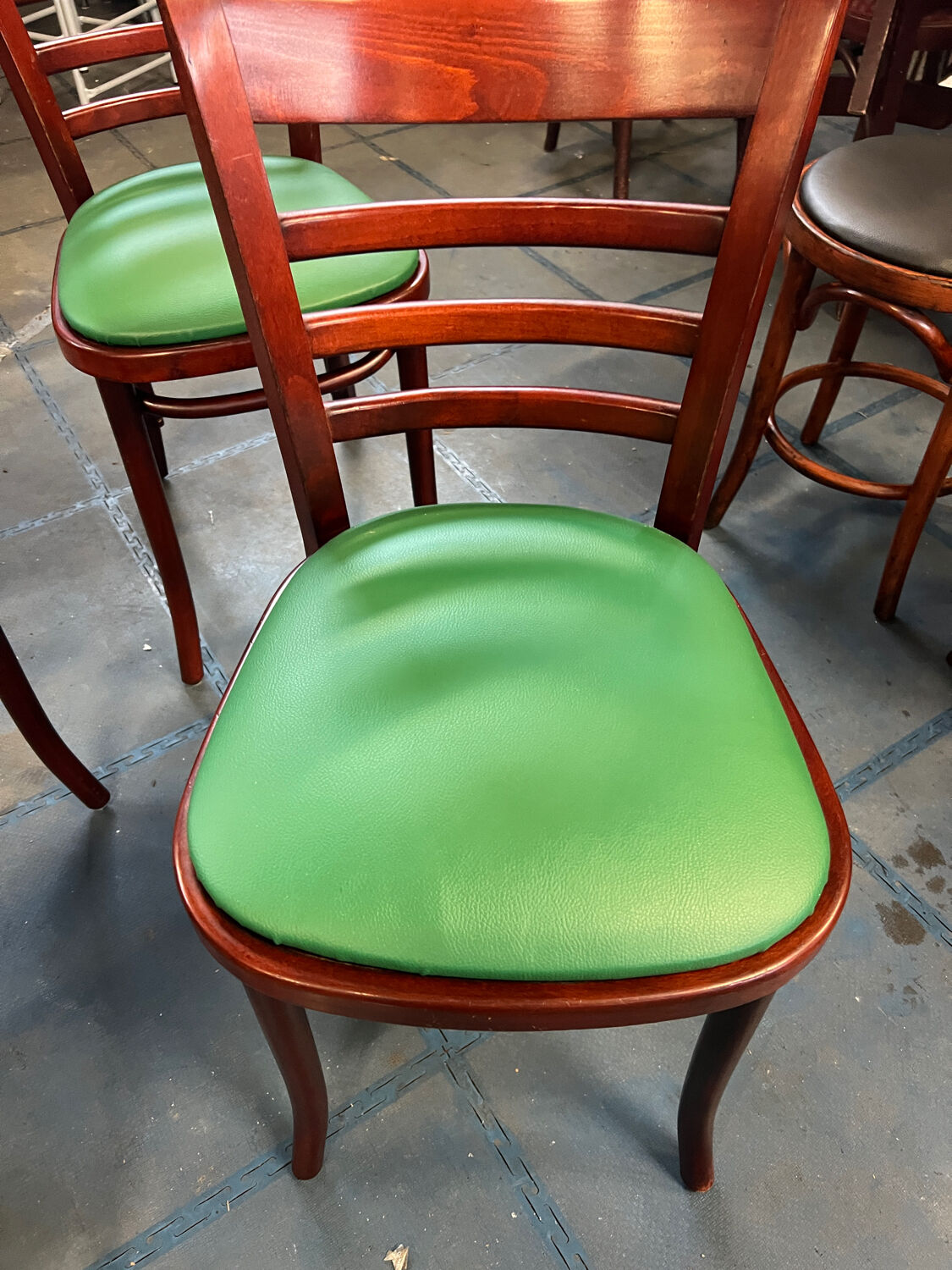 Suite of 4 bistro chairs