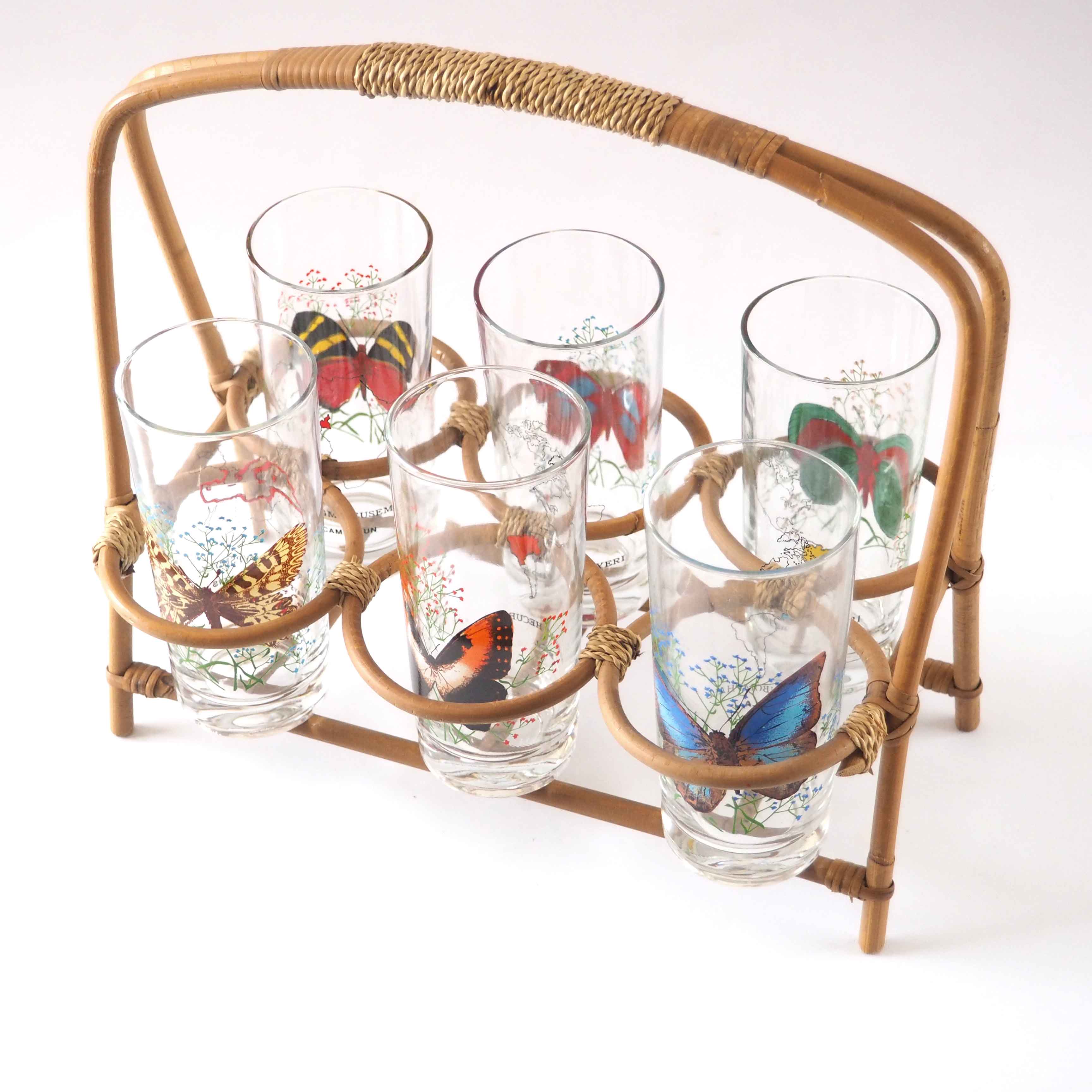 Lot de 6 verres vintage et support rotin