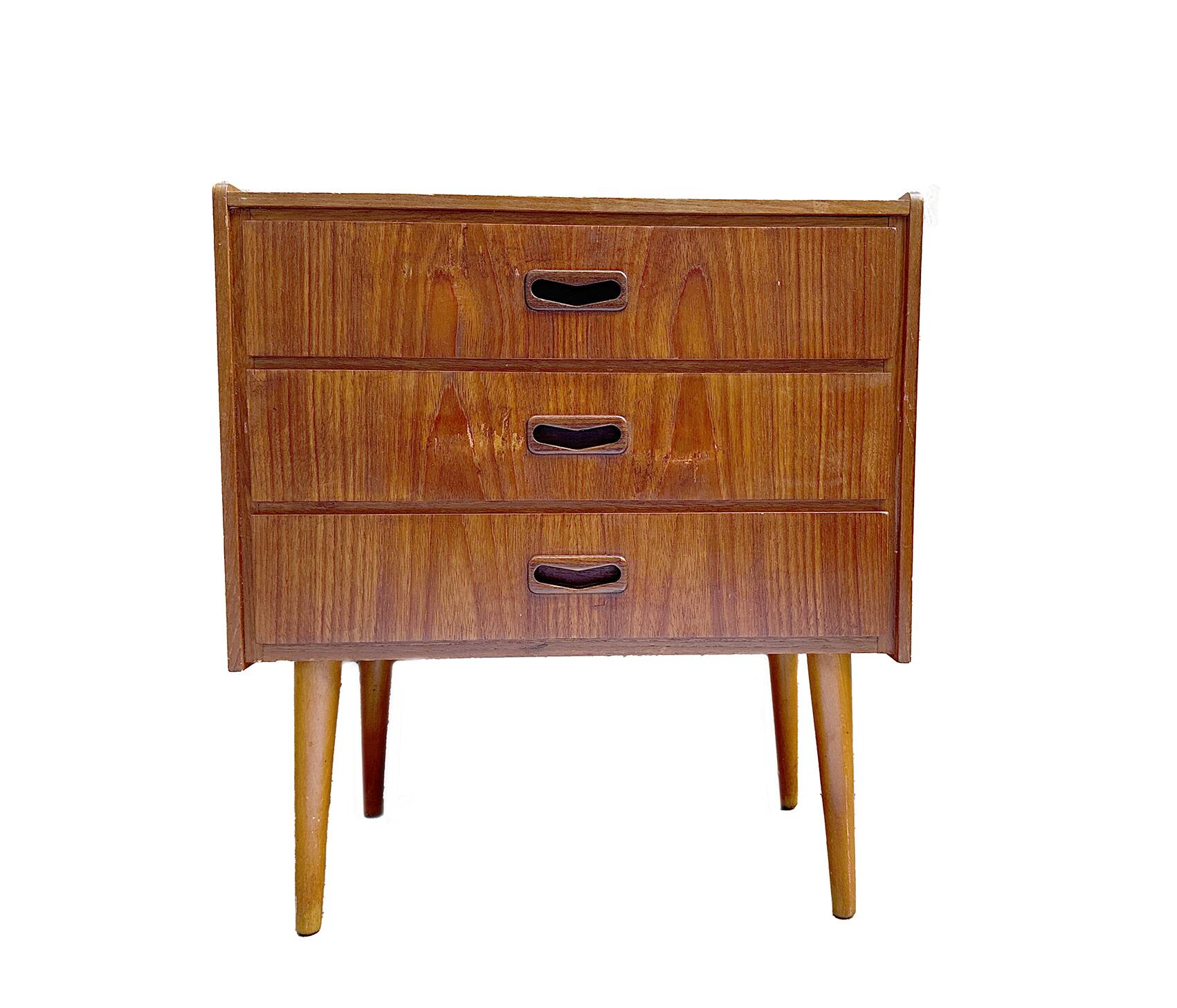 Small Danish chest with 3 drawers in teak finer