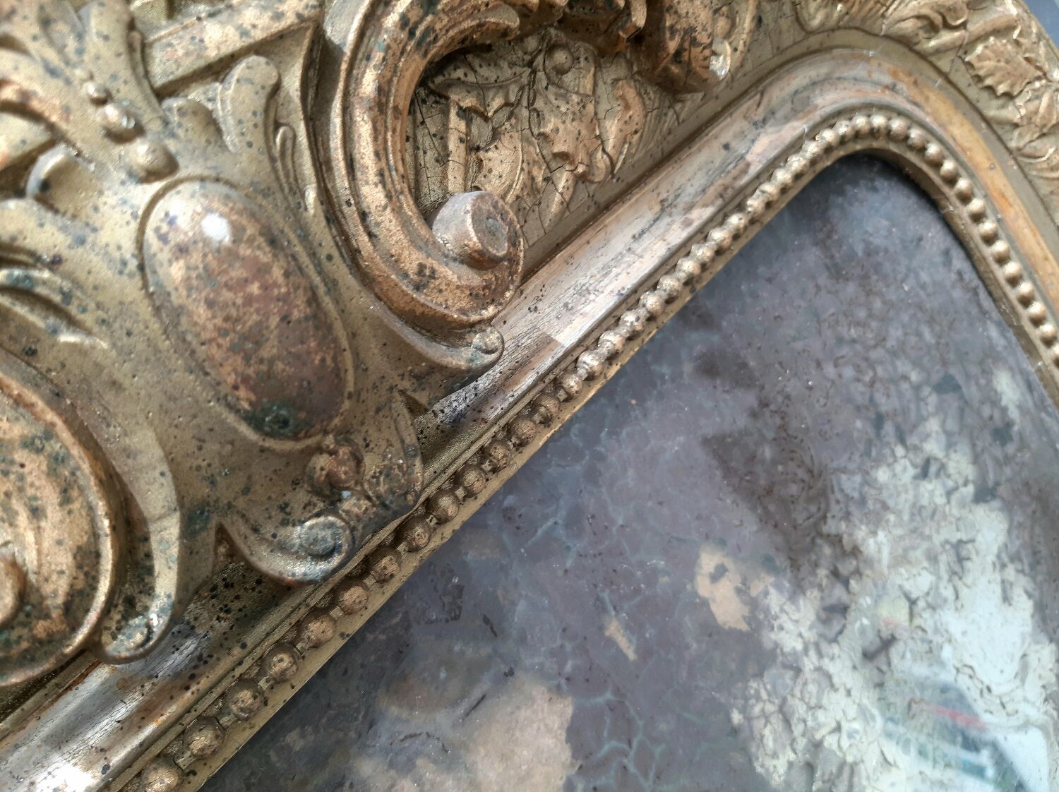 Large Louis Philippe mirror with antique mercury pediment, height 107cm, vintage