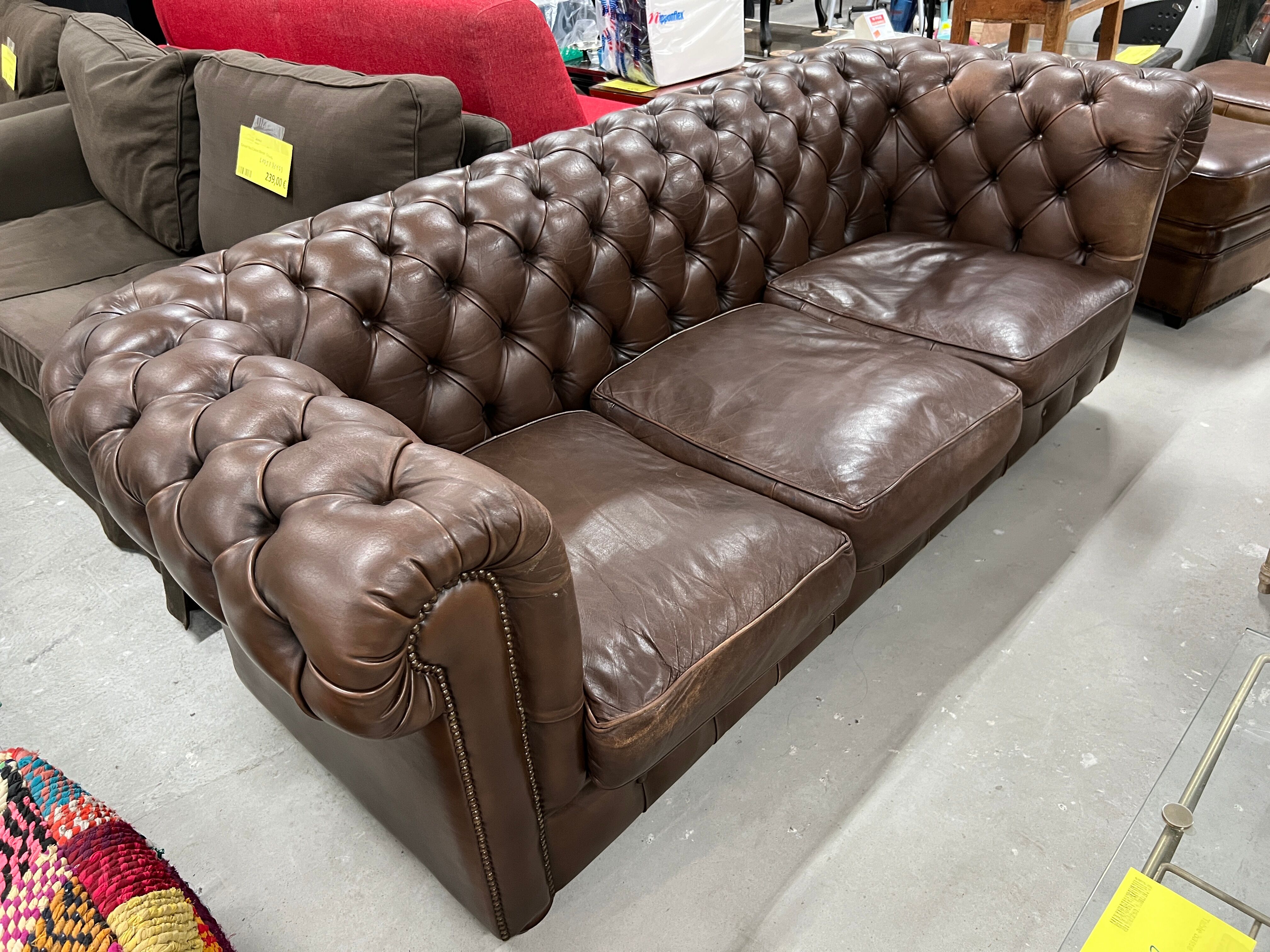 3-seater sofa in Chesterfield leather