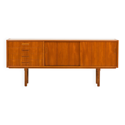 Buffet scandinave en teck dans le style de Nils Jonsson, années 1960.