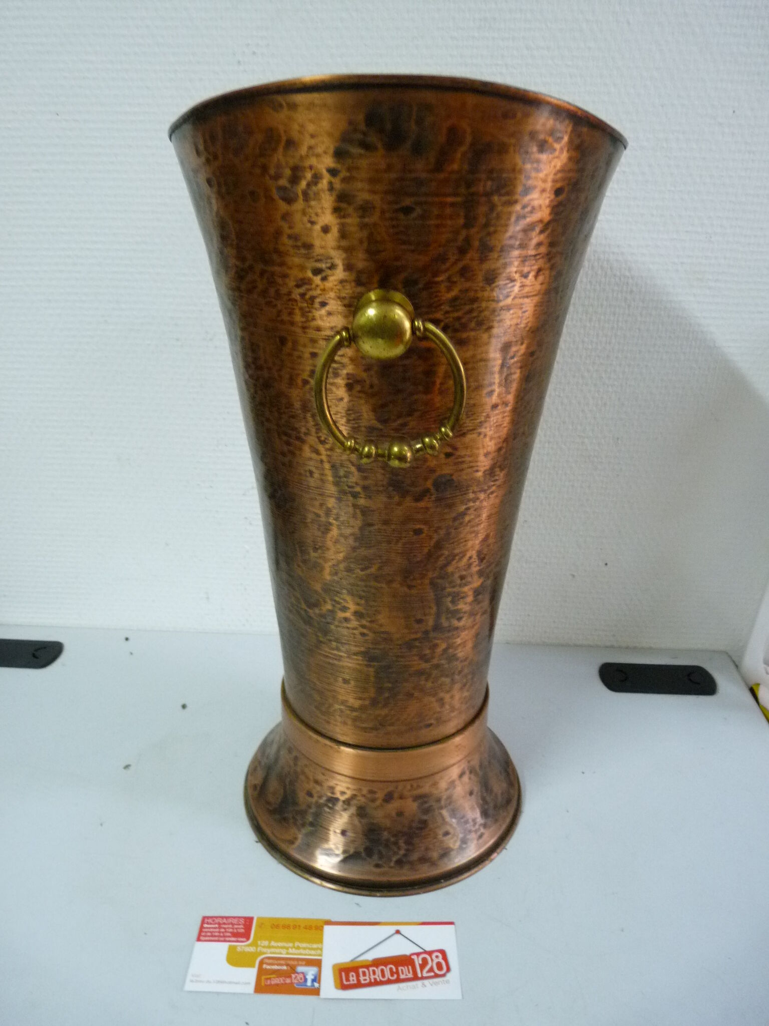 Copper umbrella rack